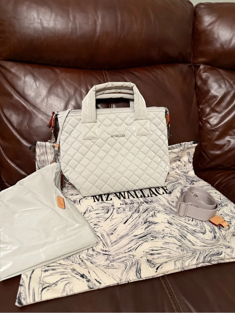 MZ Wallace Small Sutton Deluxe - metallic light grey quilted bag